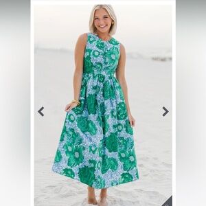 TCEC - Avara Merritt Dress - L